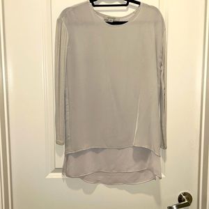 All saints women’s long sleeve, silk T-shirt size US 4